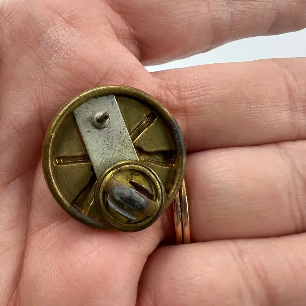 Vintage WWII Button Crossed Rifles‎ Brass Collar Lapel Pin U.S. Military